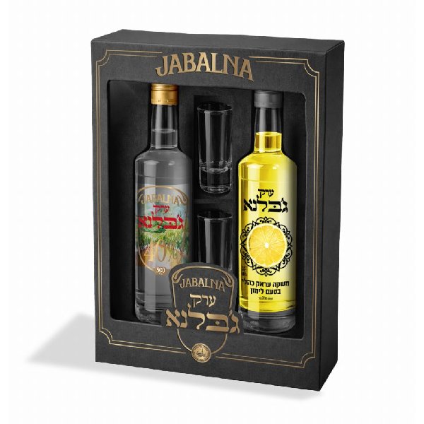 מארז ערק ג׳בלנא הכולל שני בקבוקי ערק בטעמים קלאסי ולימון וזוג כוסות באריזת מתנה